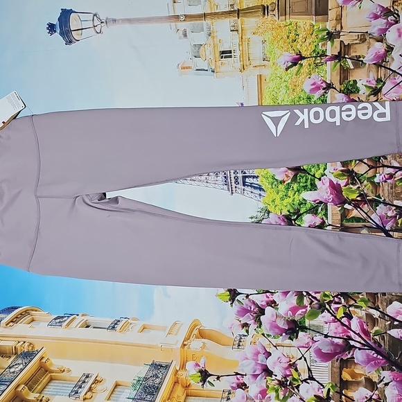 Reebok Lavender High-Waisted Tights Size Small New - Picture 3 of 8